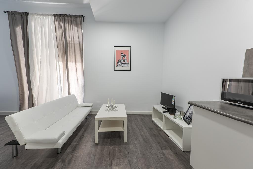 Apartamentos Turisticos Domus Seleqtia Plaza Mayor Caces Kültér fotó